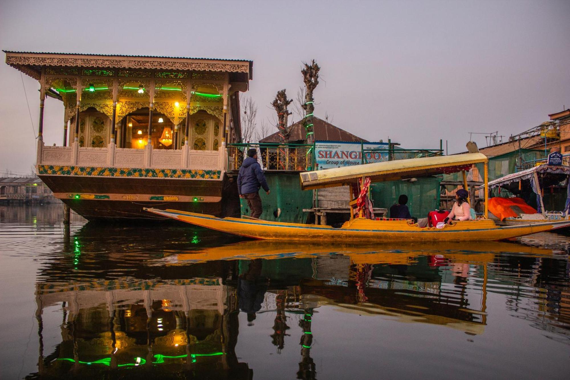 Srīnagar House Boat New Manora B&B 외부 사진