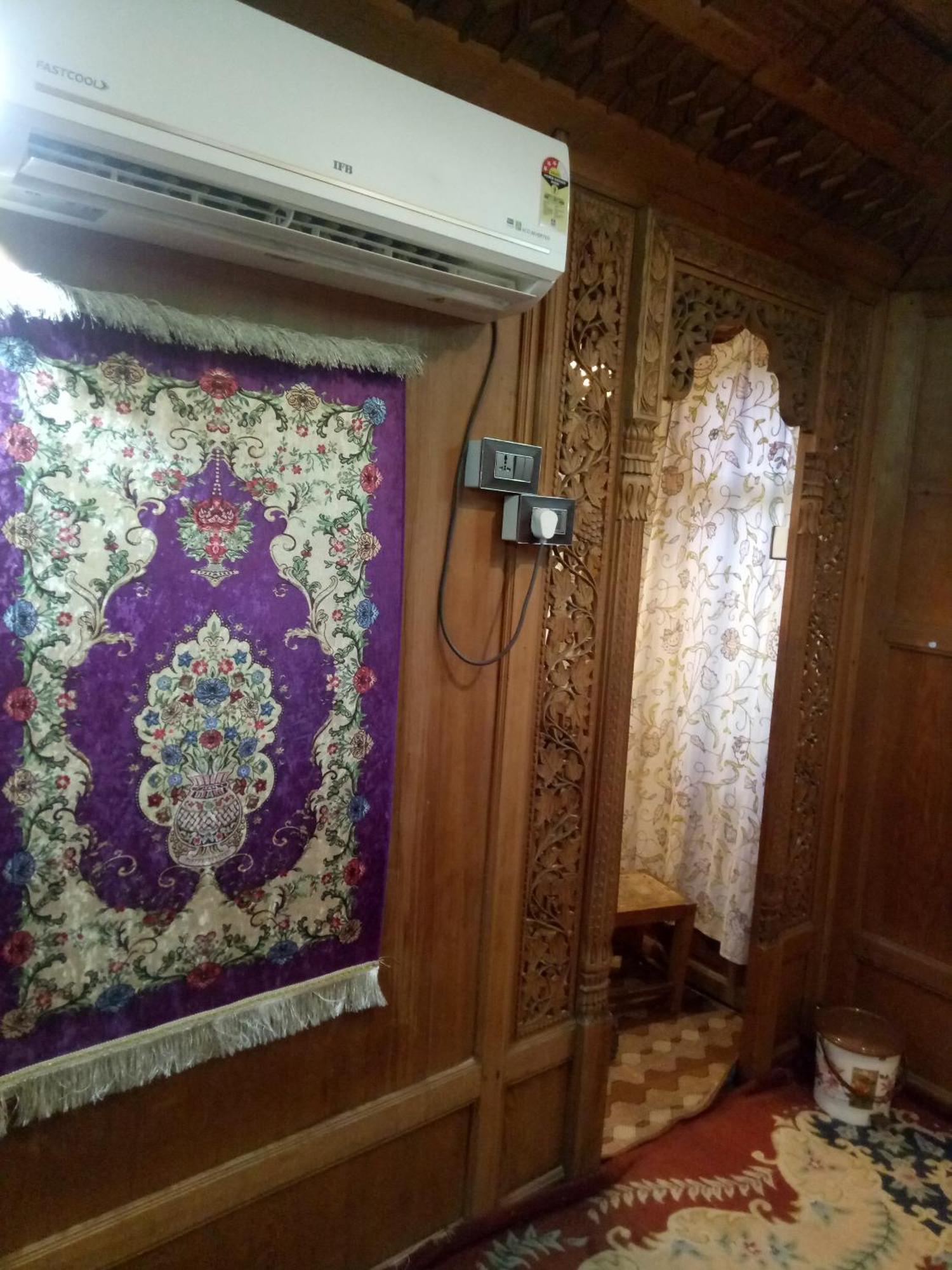 Srīnagar House Boat New Manora B&B 외부 사진