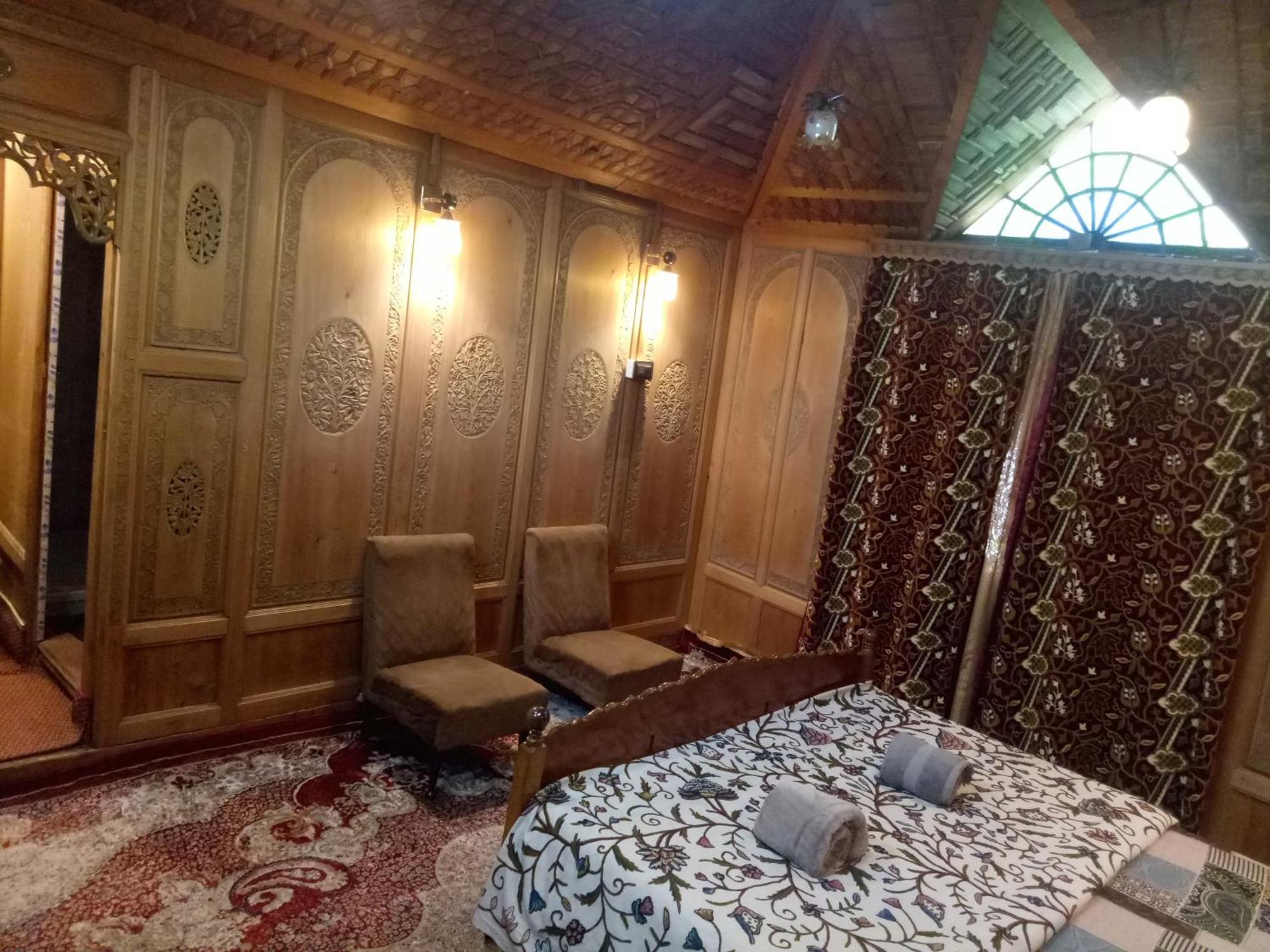 Srīnagar House Boat New Manora B&B 외부 사진