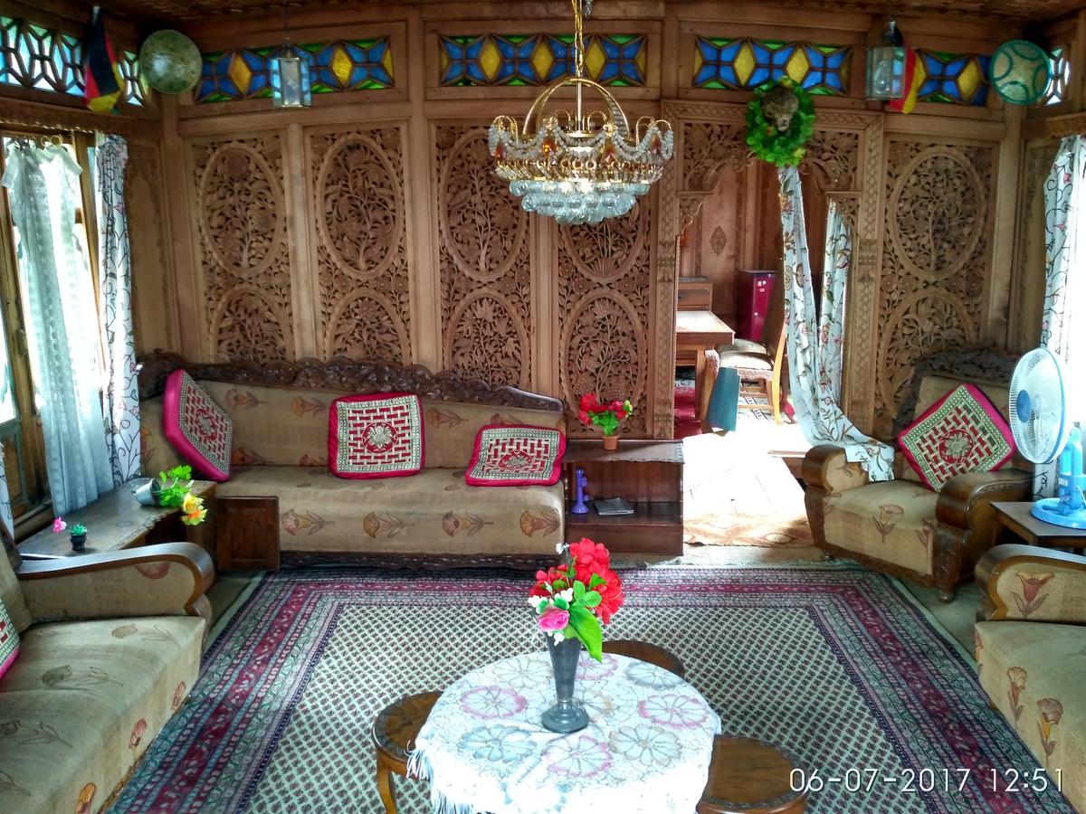 Srīnagar House Boat New Manora B&B 외부 사진